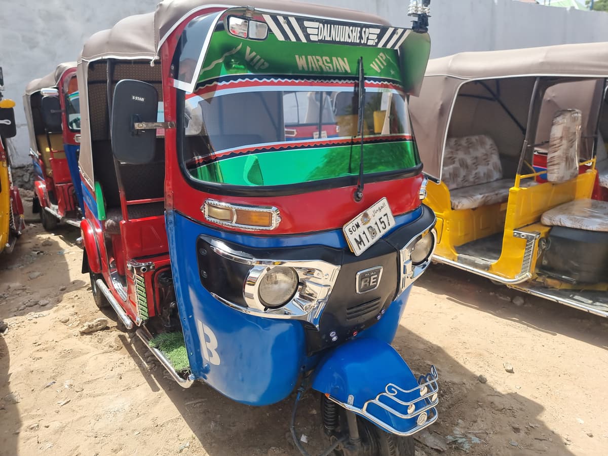 Rickshaw Bajaaj Cusub